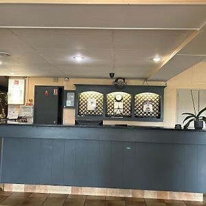 Dormitory Room Mixed